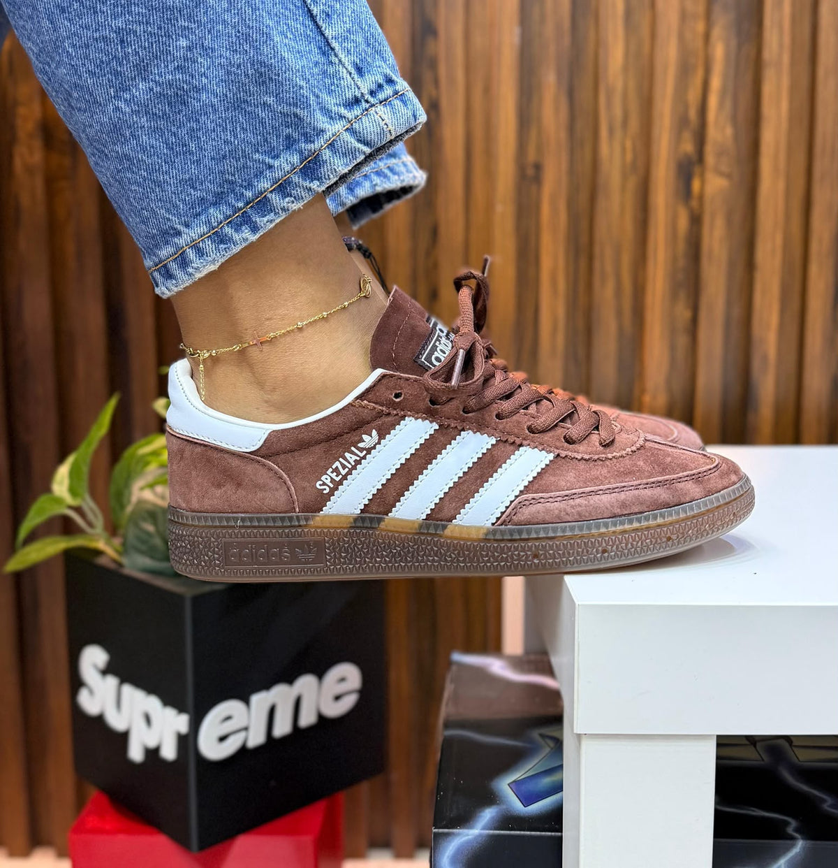 Adidas Spezial Marrón