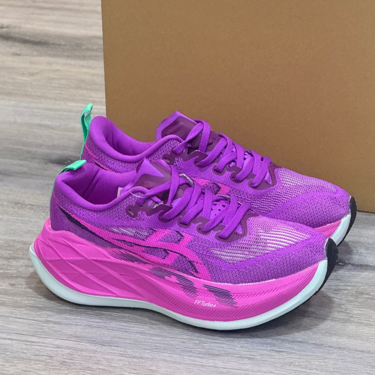 Asics Superblast Morado