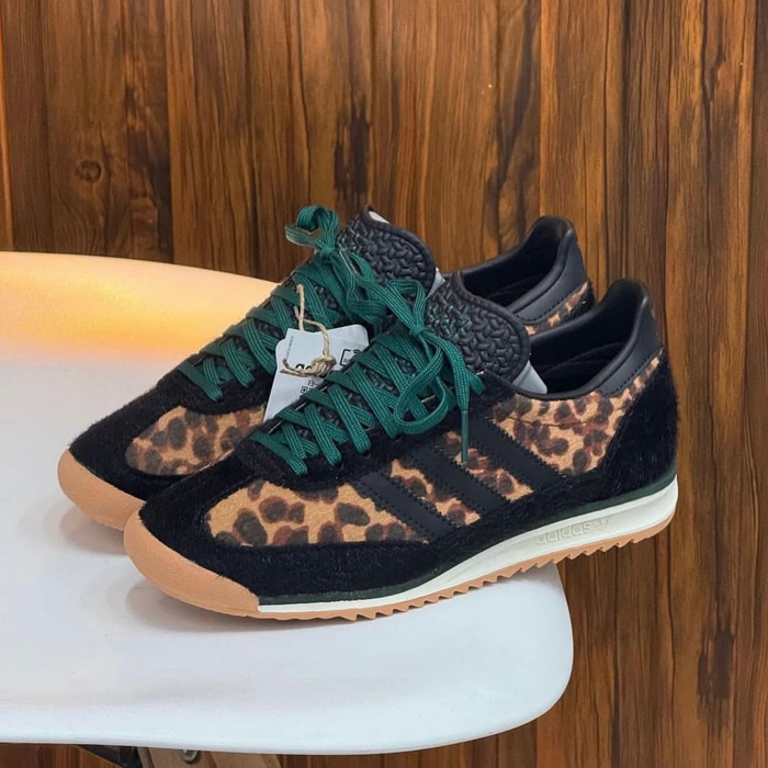 Adidas Sl Animal Print