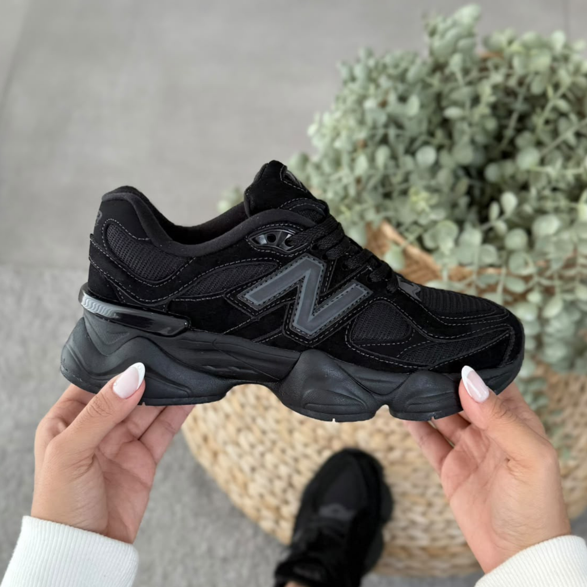 New Balance 9060 Negro