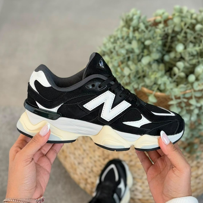 New Balance 9060 Negro