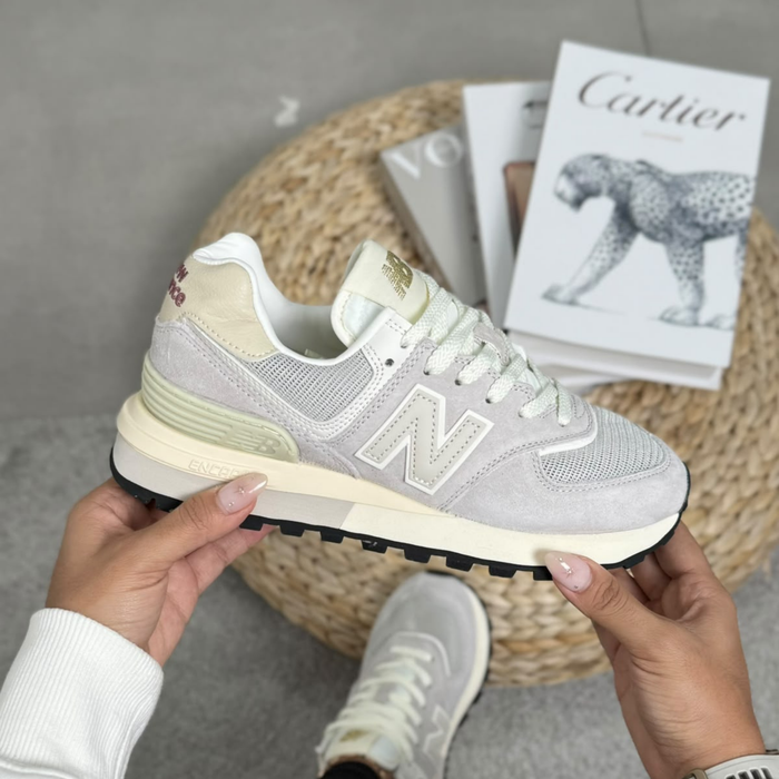 New Balance 574 Beige