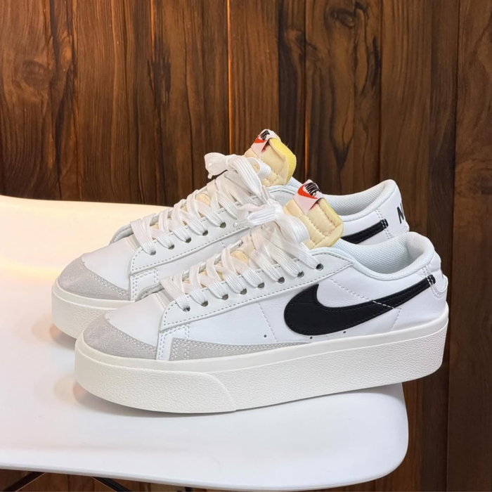 Nike Blazer Low Plataforma