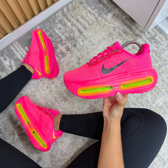 Nike Vomero Premium Fucsia