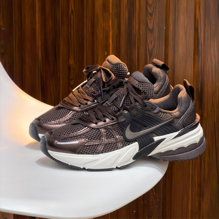Nike V2k Marrón