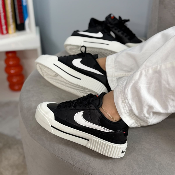 Nike Court Negro