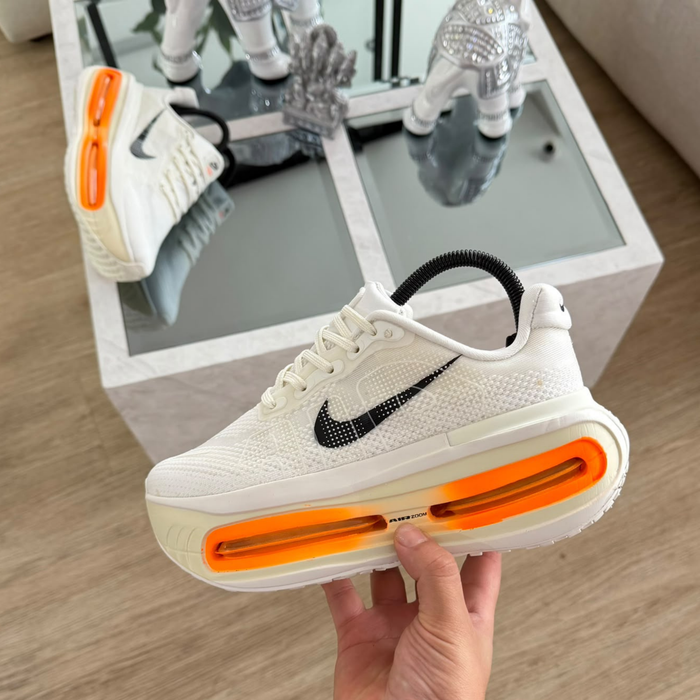 Nike Vomero Premium Naranja
