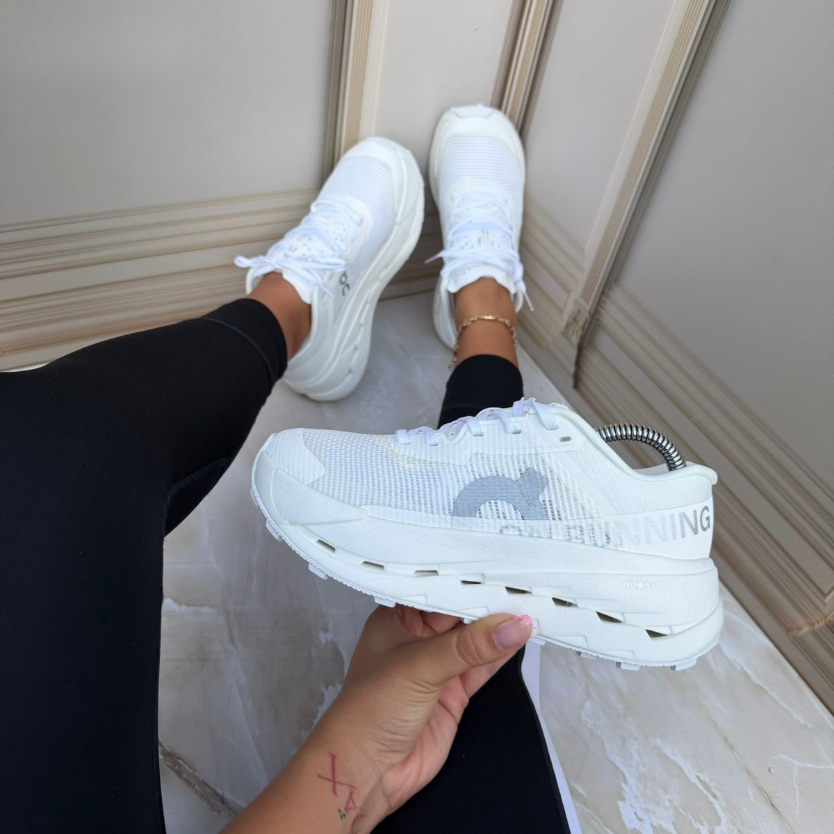 On Cloud Ultra 3 Blanco