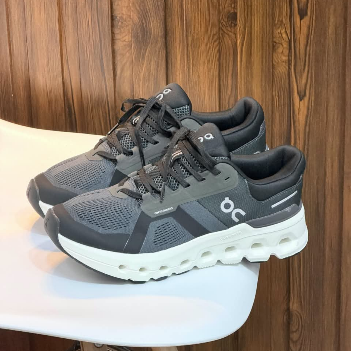 On Cloud Runner 2 Negro