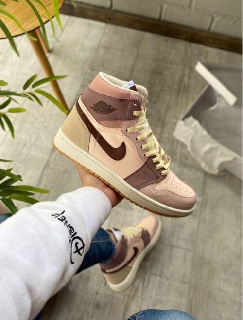 NIKE JORDAN RETRO 1 ROSA