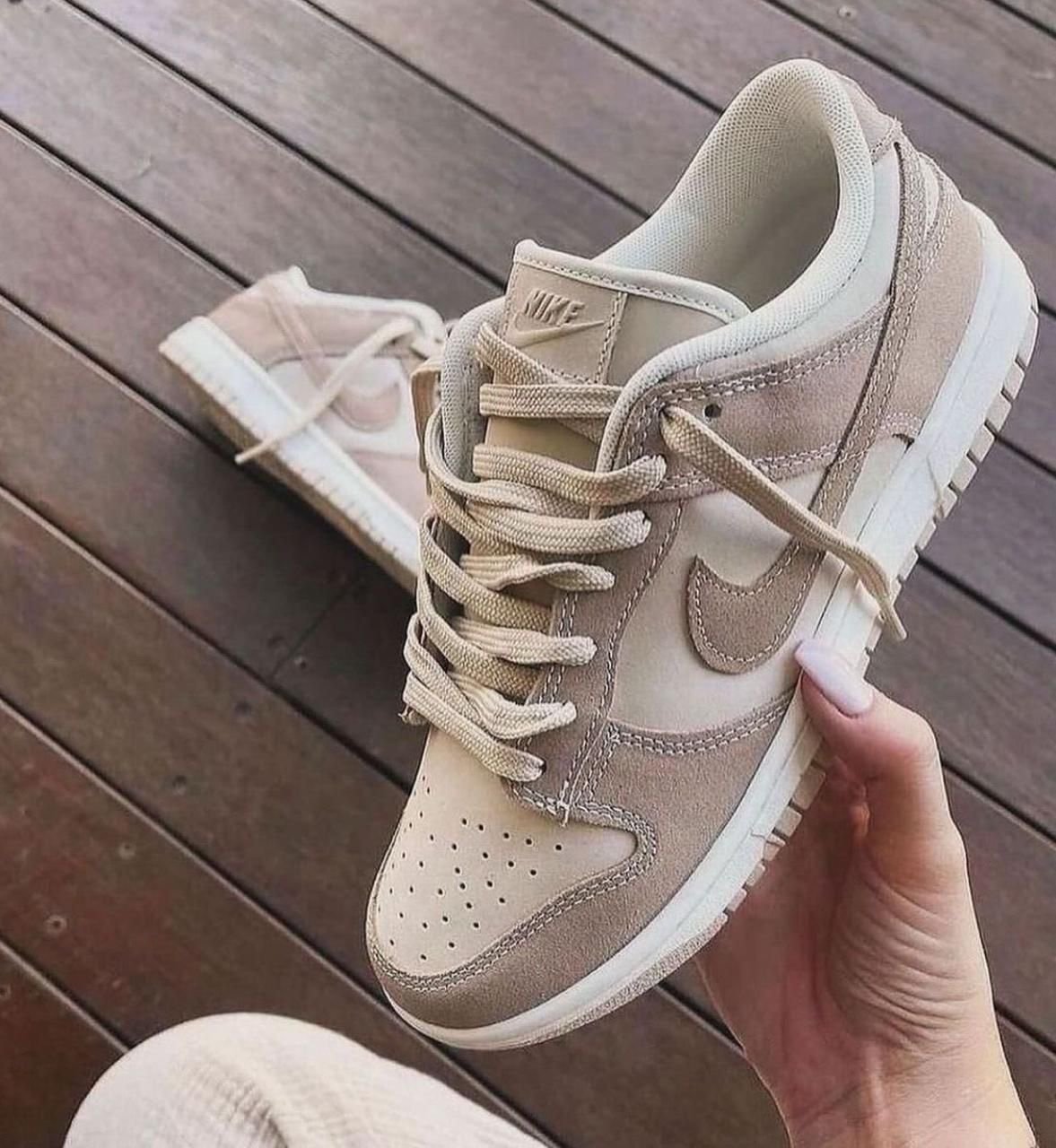 sb dunk beige