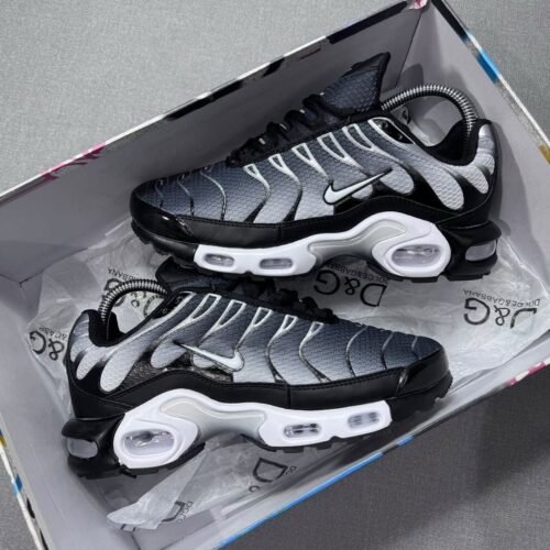 NIKE TN GRIS/NEGRO