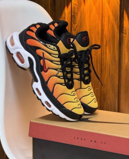 NIKE TN NARANJA