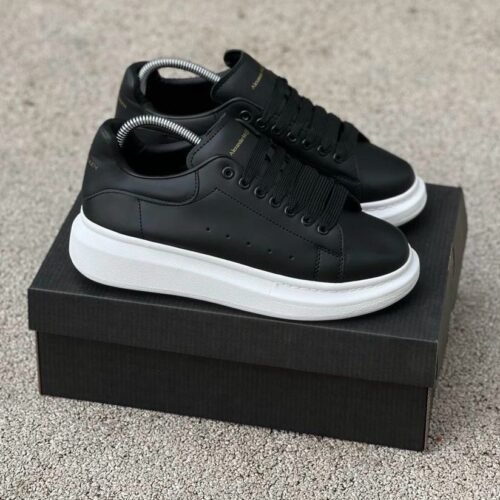 ALEXANDER MCQUEEN NEGRA