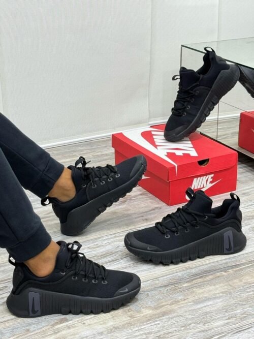 NIKE METCOM NEGRO
