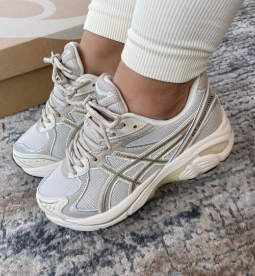 b4451b25-f4d2-49fb-809b-5e0b47974ad5 ASICS GEL BEIGE