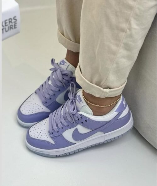 NIKE SB DUNK LILA