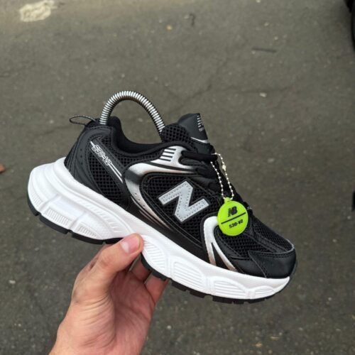NEW BALANCE 530 PLATAFORMA NEGRO