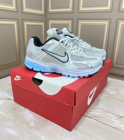 NIKE VOMERO AZUL
