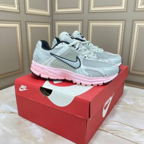 NIKE VOMERO ROSA