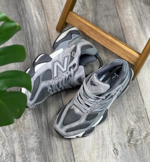NEW BALANCE 9060 NEGRO/GRIS