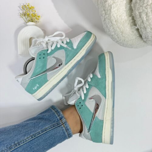 NIKE SB DUNK LOW VERDE MENTA