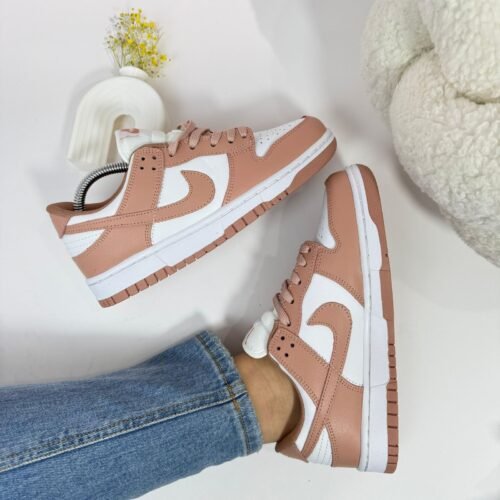 NIKE SB DUNK SALMON