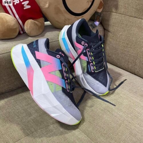 NEW BALANCE ELITE NEGRO-ROSA