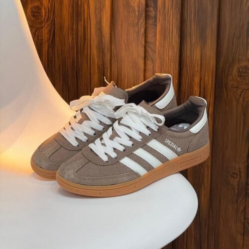 ADIDAS SPEZIAL CAFÉ