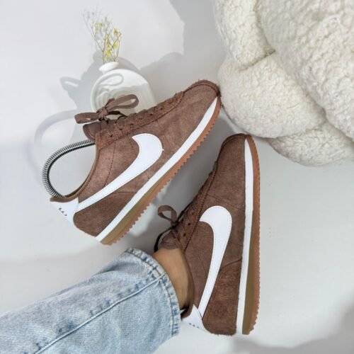 NIKE CORTEZ CAFÉ GAMUZA