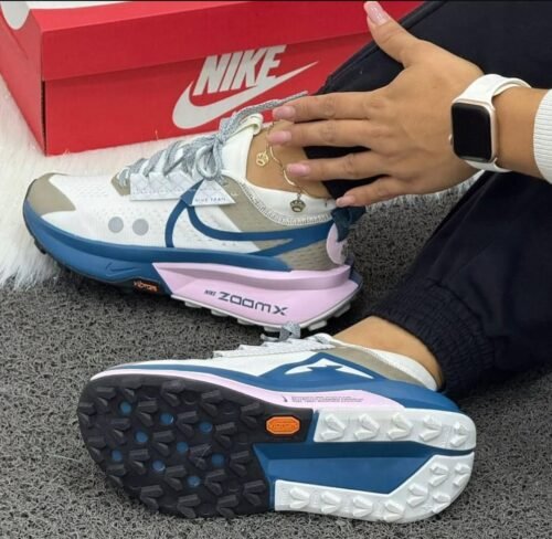 NIKE ZOOMX CON AGARRE