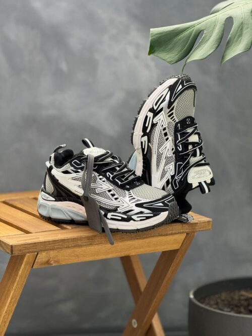 OFF WHITE BE RIGTH NEGRO