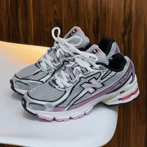 New Balance 740 Rosa