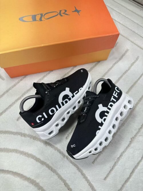 On Cloud Monster Negro