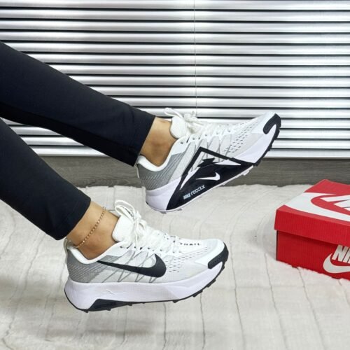 Nike Trail Blanco