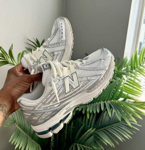 New Balance 1906 Plata