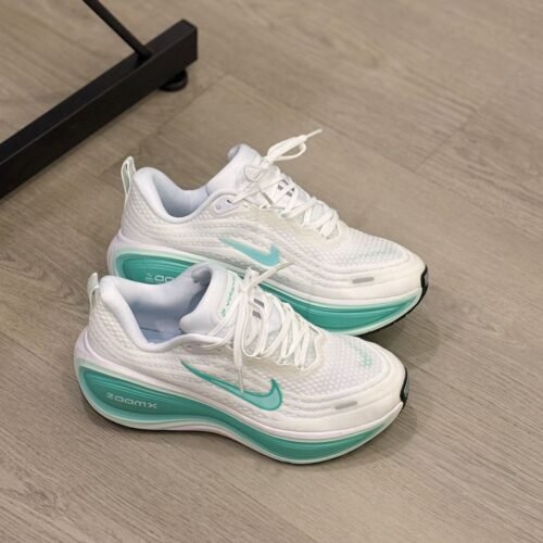 Nike Vomero Plus Blanco-Verde