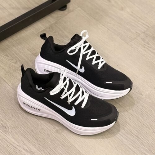 Nike Vomero Plus Negro