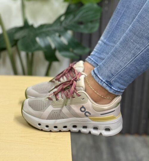 On Cloud Beige