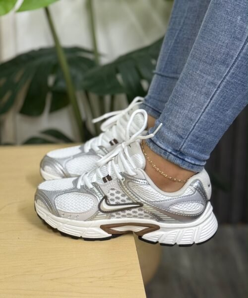 Nike V5 Rnr Café