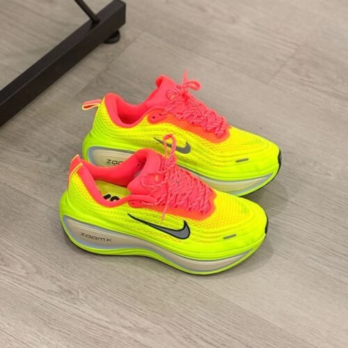 Nike Vomero Plus Amarillo-Naranja