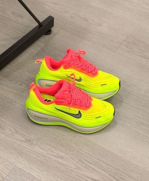 Nike Vomero Plus Amarillo-Naranja
