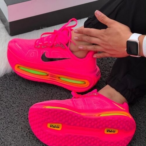 Nike Vomero Premium Fucsia