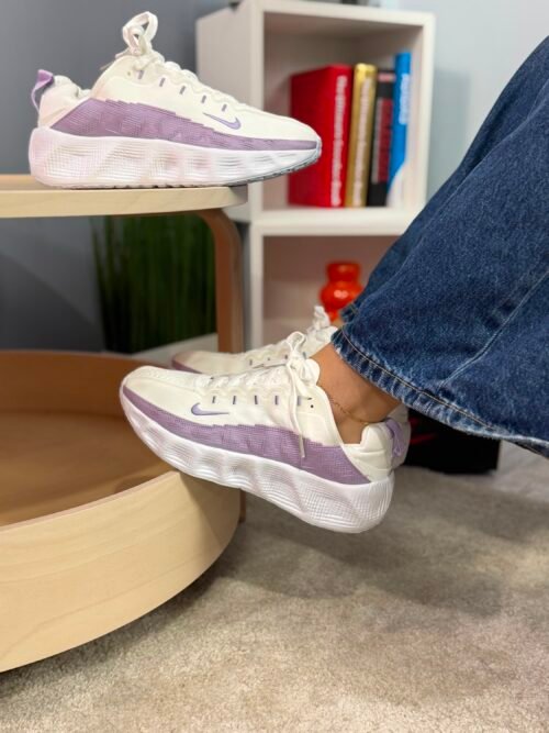 Nike Ava Lila
