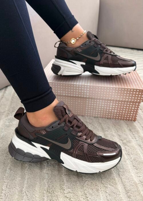 Nike V2k Café