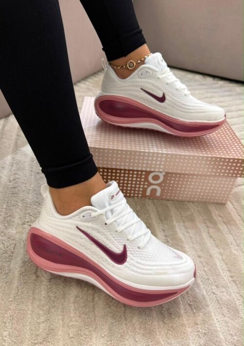 Nike Vomero Plus Rosa