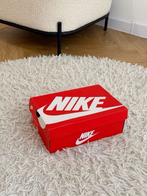 Caja de Zapatillas