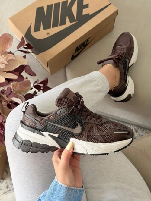 Nike V2k café